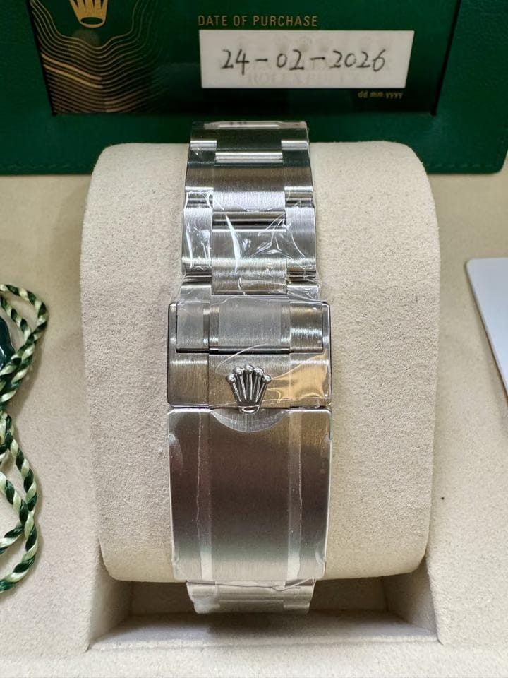 Rolex | Explorer II | 226570 | Steel | 40 mm | Steel | Black | Automatic