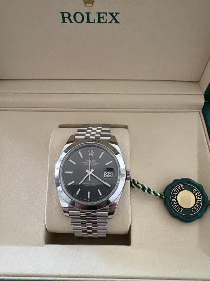 Rolex | Datejust | 126300 | Steel | 41 x 42 mm | Steel | Grey | Automatic