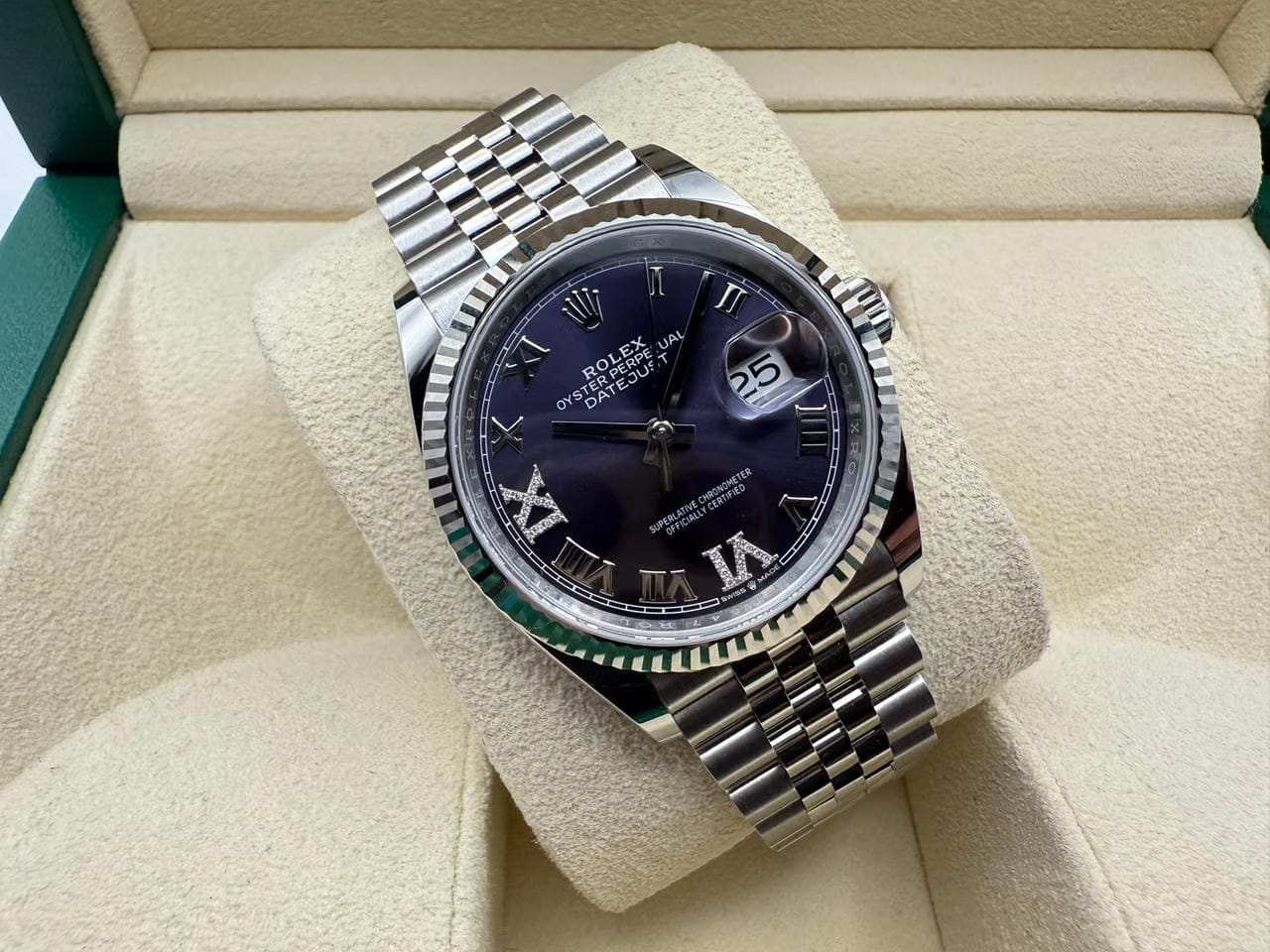 Rolex | Datejust | 126234 | Gold/Steel | 36 mm | Steel | Purple | Automatic