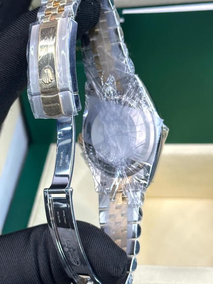 Rolex | Datejust | 126233 | Steel | 36 mm | Gold/Steel | Green | Automatic
