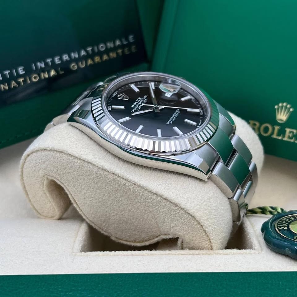 Rolex | Datejust | 126334 | Steel | 36 mm | Steel | Black | Automatic