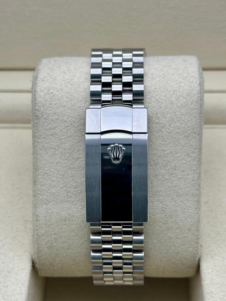 Rolex | Datejust | 126234 | Steel | 41 mm | Steel | Black | Automatic