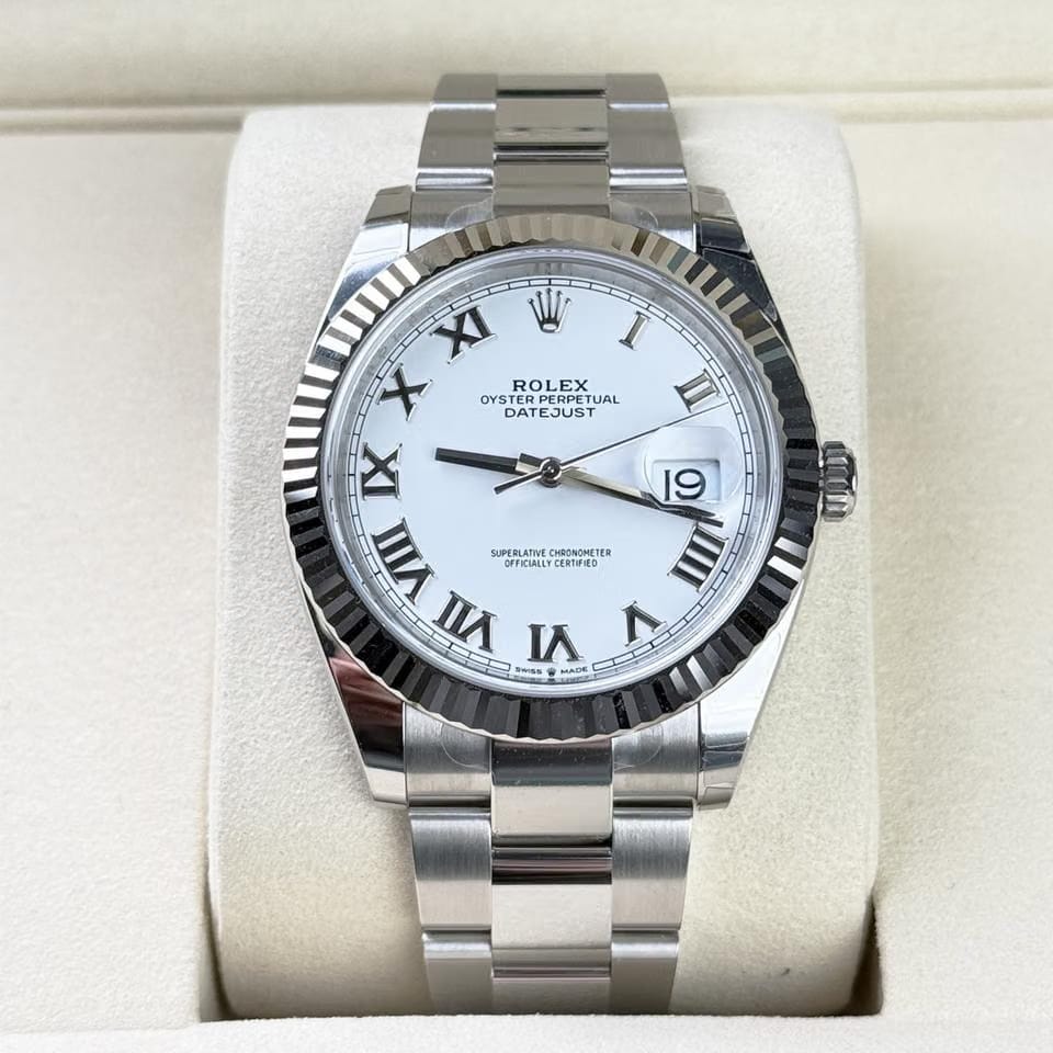 Rolex | Datejust | 126334 | Gold/Steel | 41 mm | Steel | White | Automatic