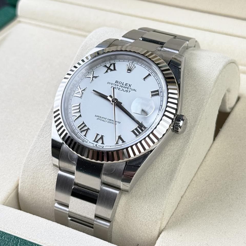 Rolex | Datejust | 126334 | Gold/Steel | 41 mm | Steel | White | Automatic