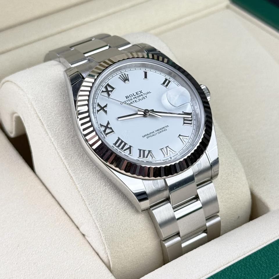 Rolex | Datejust | 126334 | Gold/Steel | 41 mm | Steel | White | Automatic