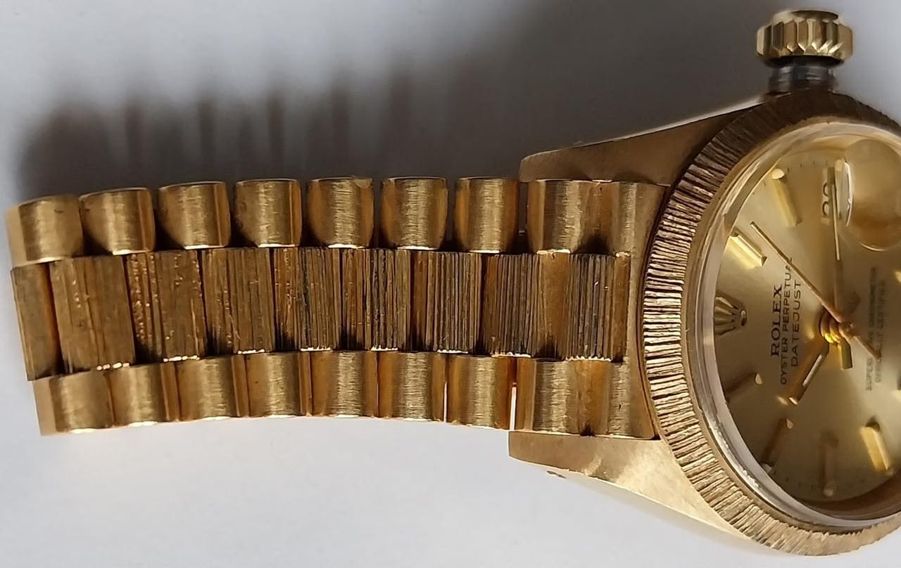Rolex | Datejust | 6927 | Yellow gold | 26 mm | Yellow gold | Champagne | Automatic