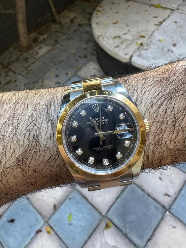 Rolex | Datejust | 126303 | Yellow gold | 41 mm | Gold/Steel | Black | Automatic