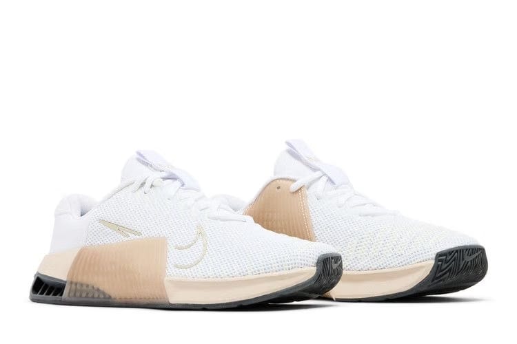 Wmns Metcon 9 'White Gold Sanddrift'