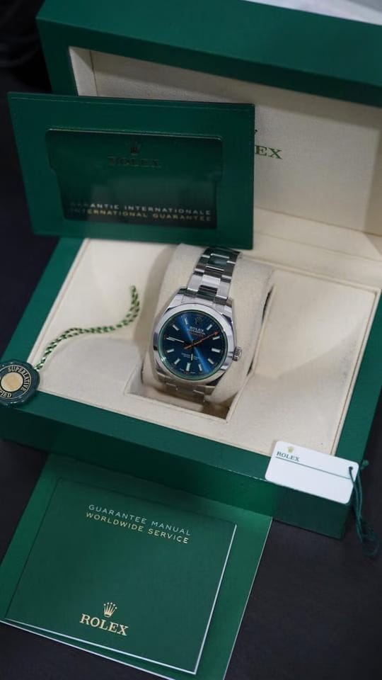 Rolex | Milgauss | 116400 | Steel | 40 mm | Steel | Red | Automatic