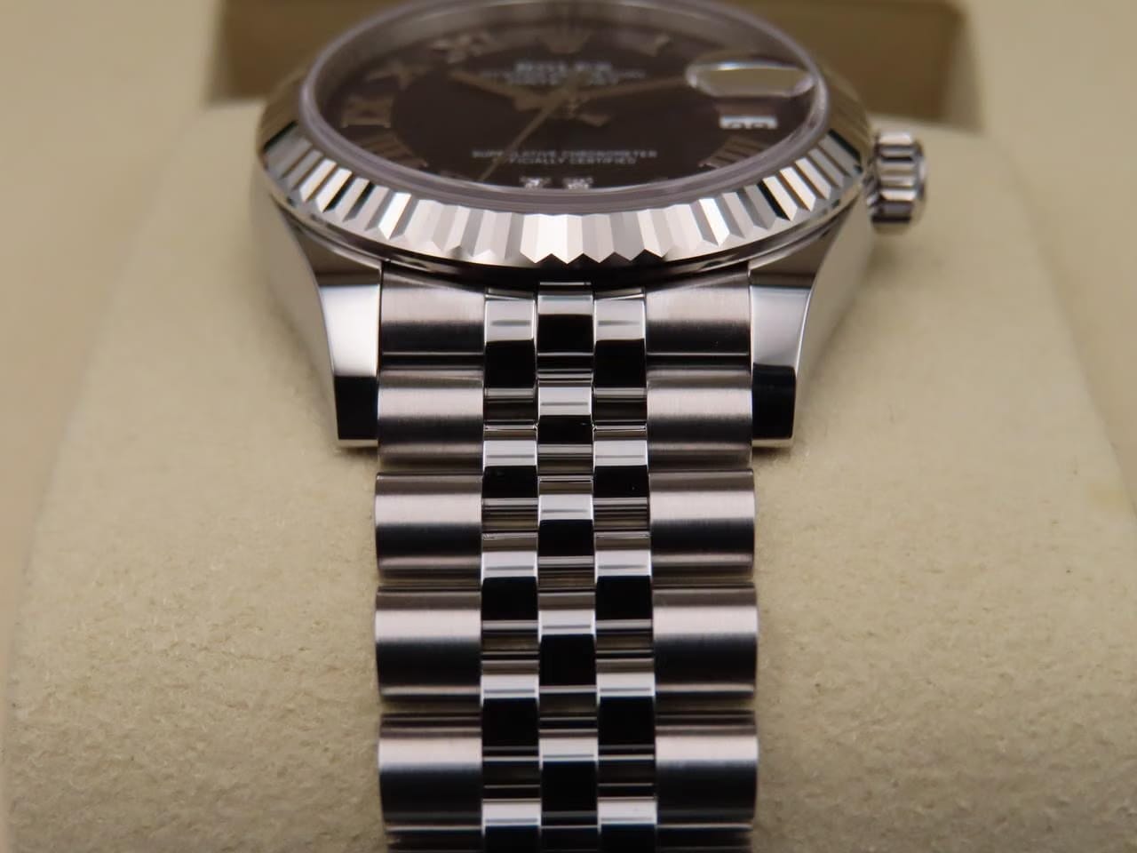 Rolex | Datejust | 278274 | Steel | 31 x 36.6 mm | Steel | Purple | Automatic