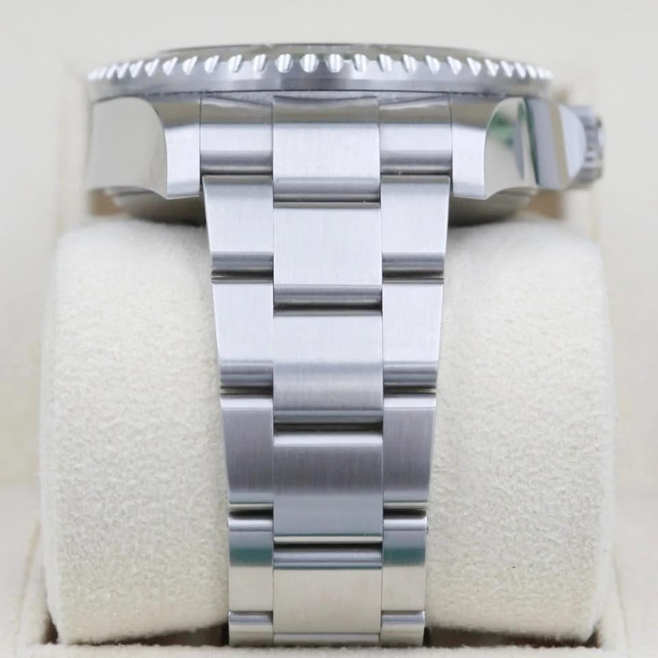 Rolex | Sea-Dweller | 126660 | Steel | 44 mm | Automatic