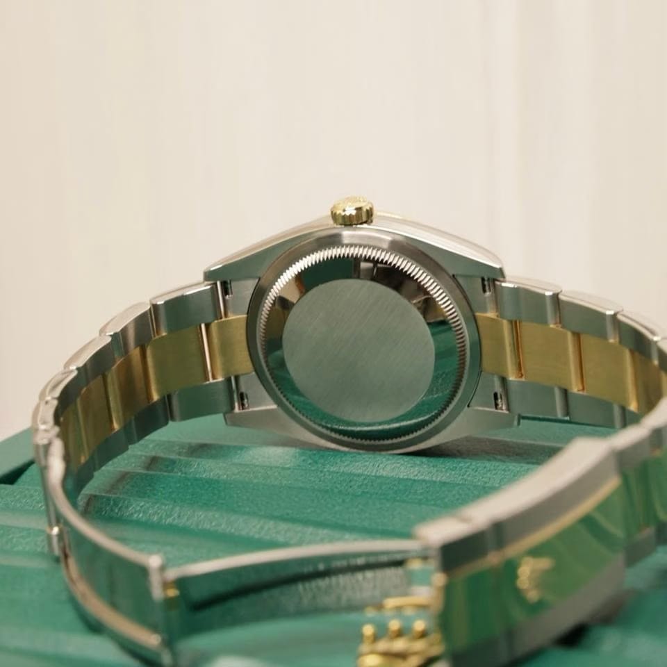 Rolex | Datejust | 126233 | Gold/Steel | 36 mm | Gold/Steel | Black | Automatic