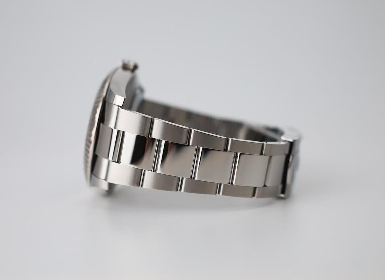 Rolex | Datejust | 126334 | White gold | 40 mm | Steel | Blue | Automatic