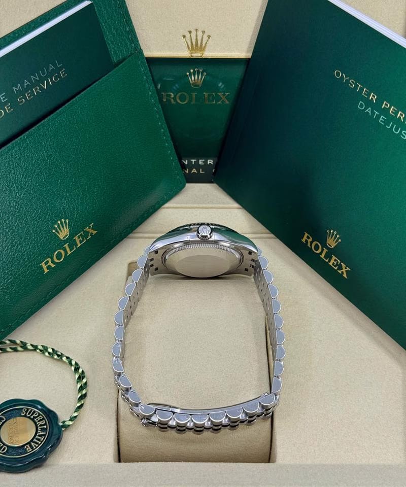 Rolex | Datejust | 278274-0012 | White gold | 31 mm | Steel | Silver | Automatic