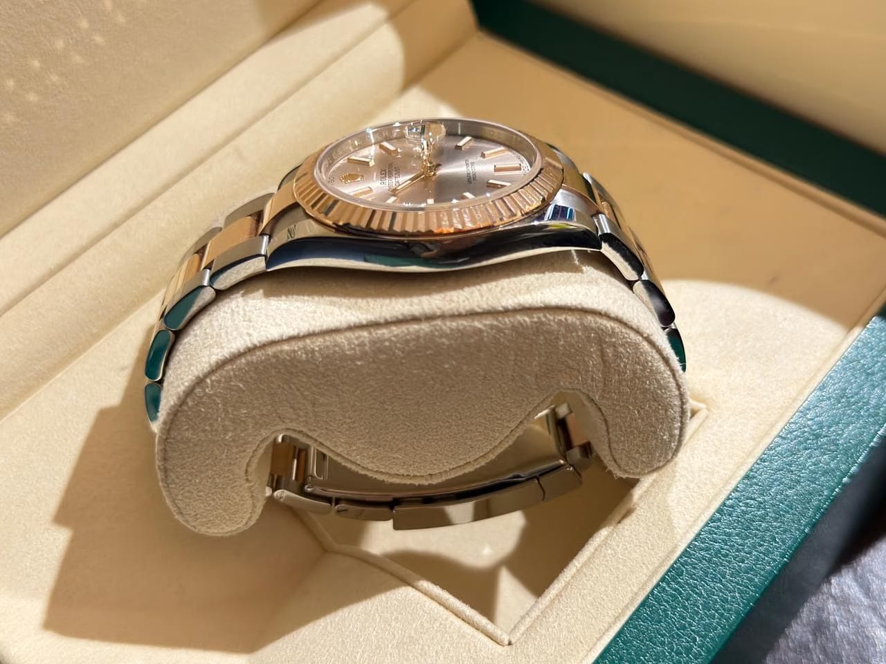 Rolex | Datejust | 126331 | Steel | 41 mm | Gold/Steel | Pink | Automatic