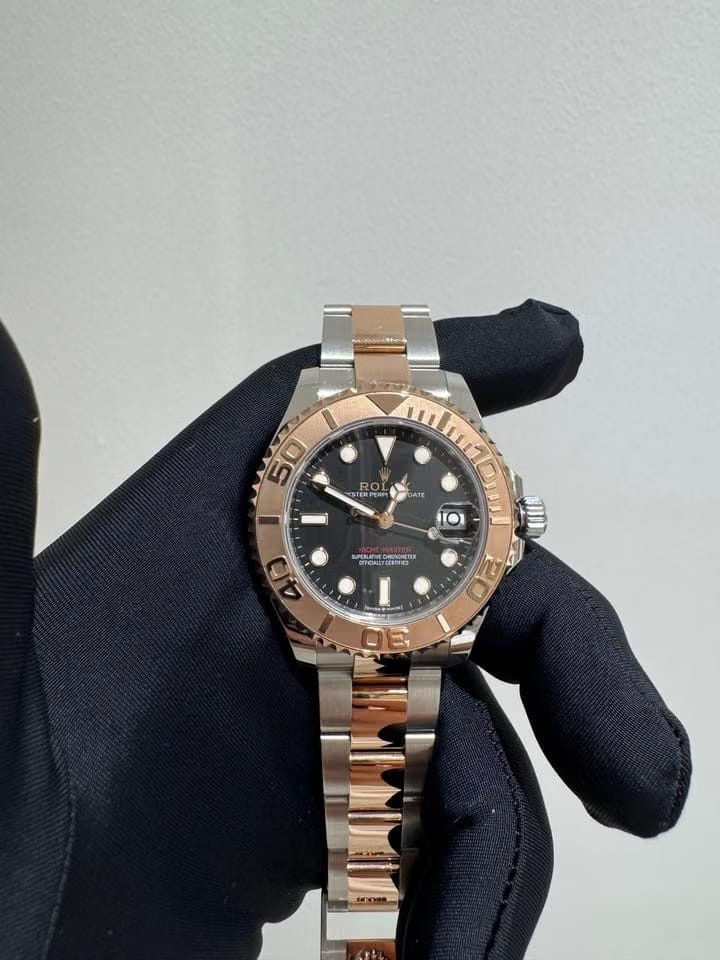 Rolex | Yacht-Master | 268621 | Rose gold | 37 mm | Gold/Steel | Black | Automatic