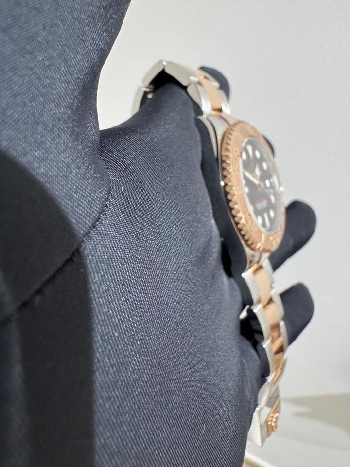 Rolex | Yacht-Master | 268621 | Rose gold | 37 mm | Gold/Steel | Black | Automatic