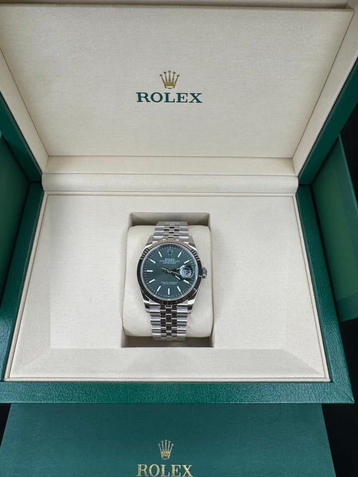 Rolex | Datejust | 126234 | Gold/Steel | 36 mm | Steel | Green | Automatic