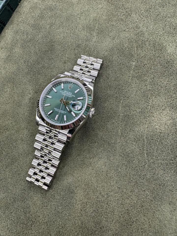 Rolex | Datejust | 126234 | Gold/Steel | 36 mm | Steel | Green | Automatic