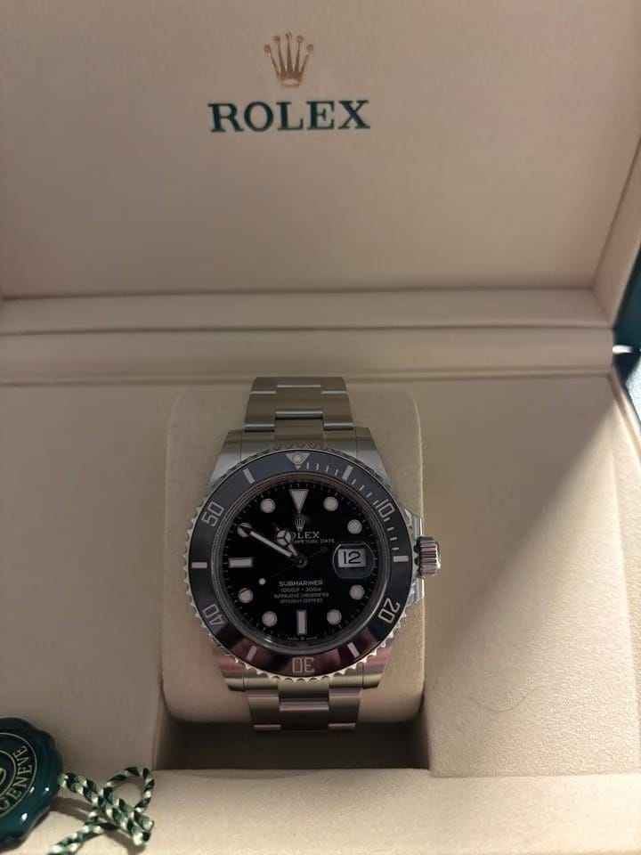 Rolex | Submariner | 16610 | Steel | 41 x 40 mm | Steel | Black | Automatic