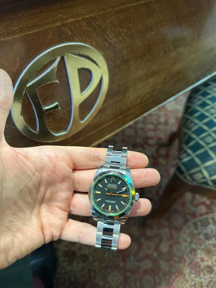 Rolex | Milgauss | ROLEX 116400GV FULL STICKERS MK1 FULL SET BLACK GREEN GLASS | Steel | 40 mm | Steel | Black | Automatic