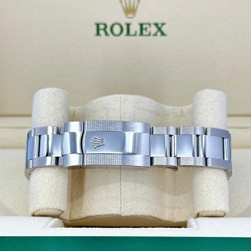 Rolex | Datejust | 126334 | Gold/Steel | 41 mm | Steel | Grey | Automatic