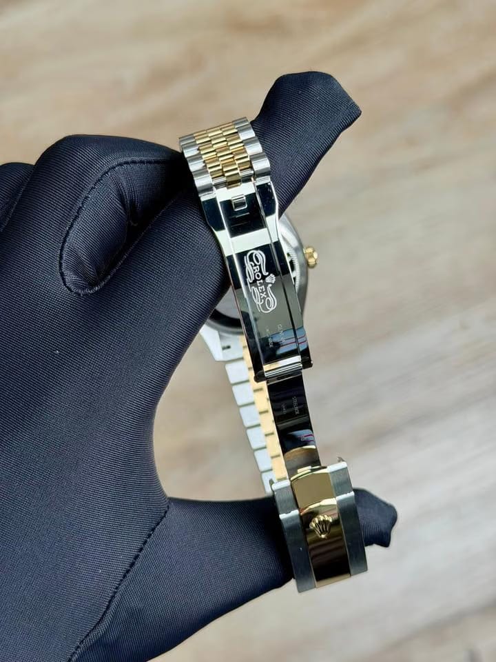 Rolex | Datejust | 126233 | Gold/Steel | 36 mm | Gold/Steel | White | Automatic