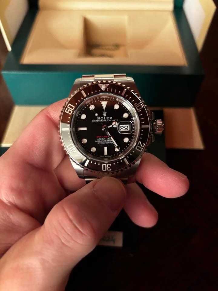 Rolex | Sea-Dweller | 126600 | Ceramic | 43 mm | Steel | Black | Automatic