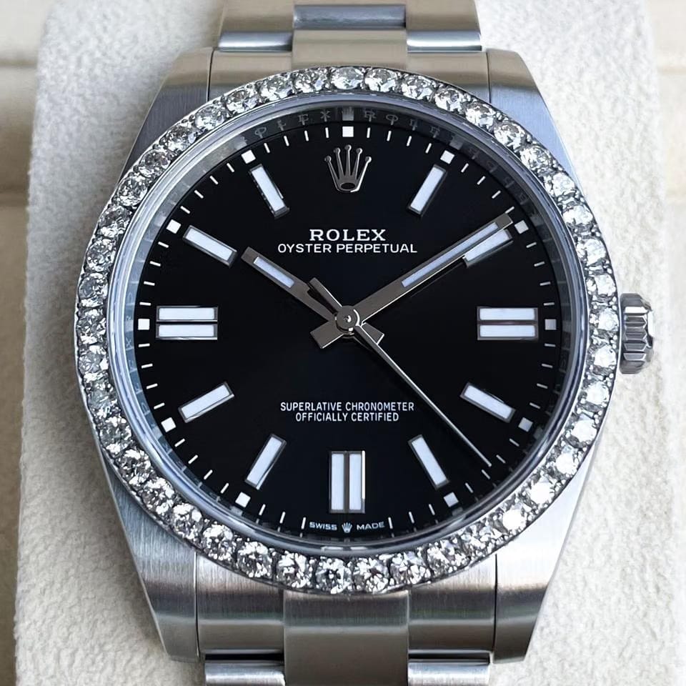 Rolex | Oyster Perpetual | 124300 | 41 mm | Black | Automatic