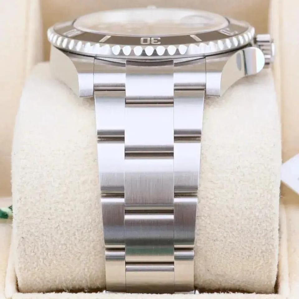 Rolex | Submariner | 126610LN | Steel | 41 mm | Automatic