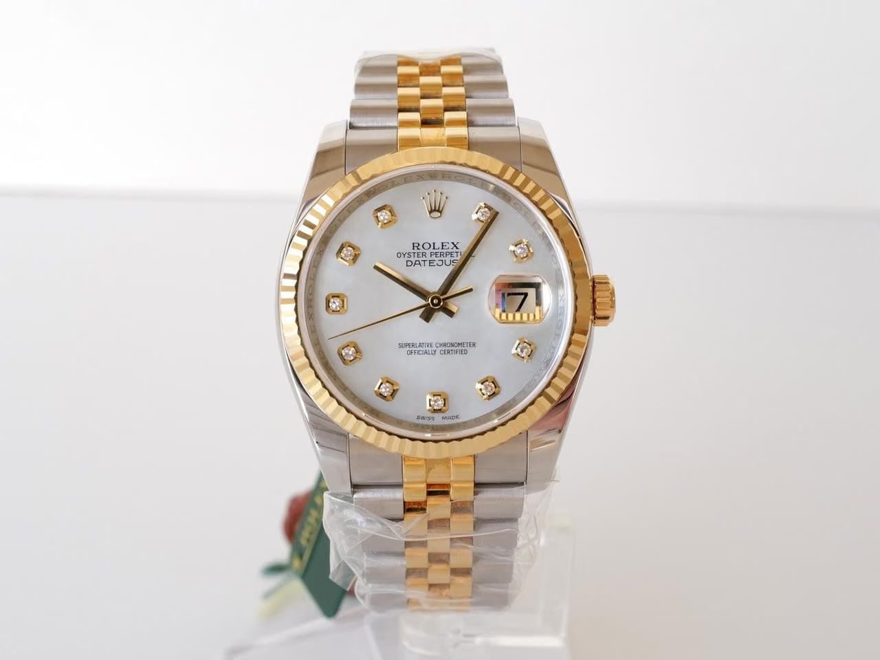 Rolex | Datejust | 116233 | Gold/Steel | 36 mm | Gold/Steel | Mother of pearl | Automatic