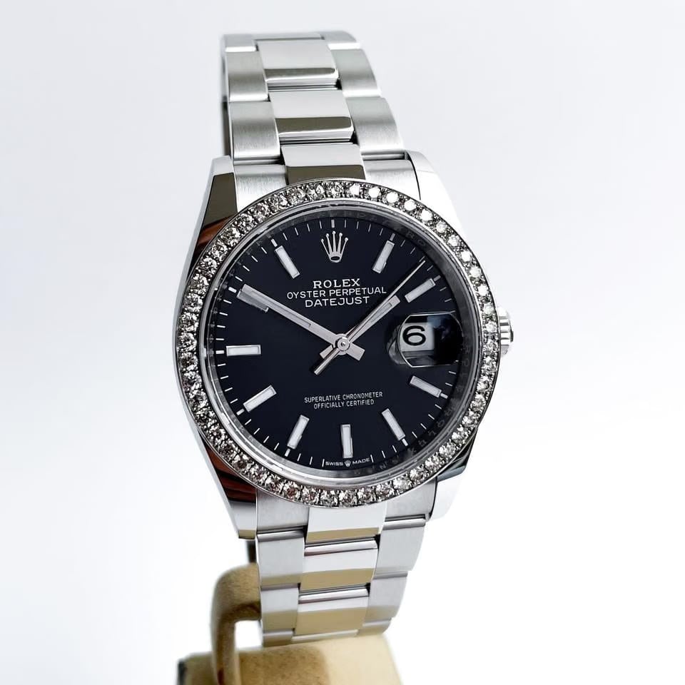 Rolex | Datejust | 126200 | 36 mm | Black | Automatic