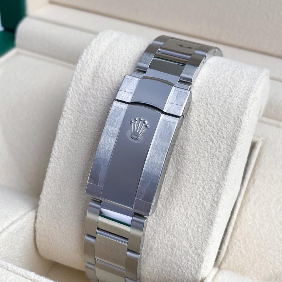 Rolex | Datejust | 126200 | 36 mm | Black | Automatic