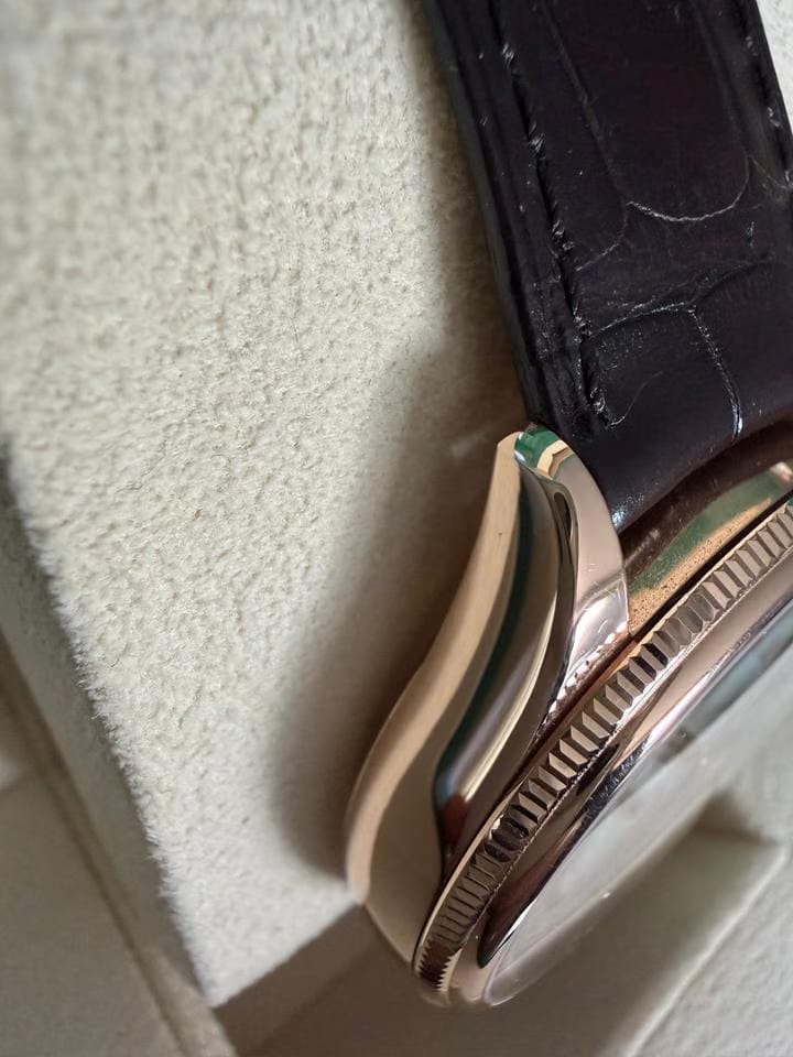 Rolex | Cellini | 50525 | Rose gold | 39 mm | Leather | Silver | Automatic