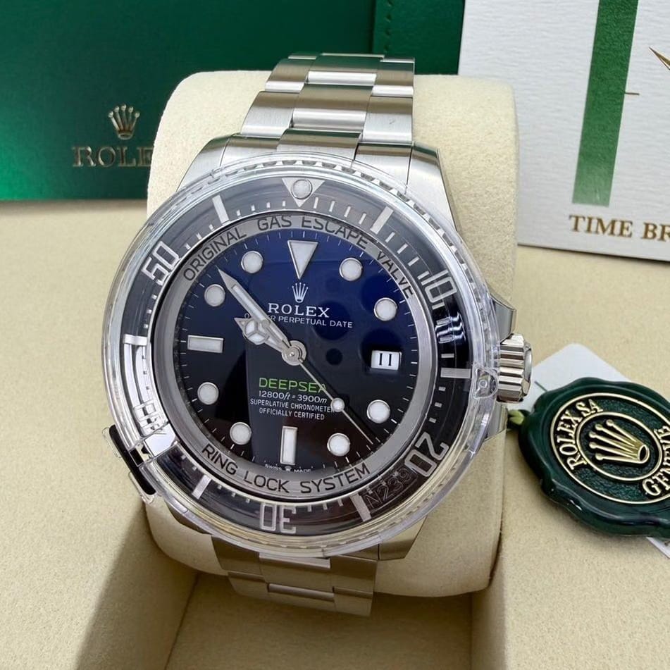 Rolex | Sea-Dweller | 136660 | Steel | 44 mm | Steel | Blue | Automatic