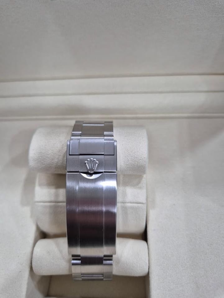 Rolex Submariner Date Automatic Like new & unworn