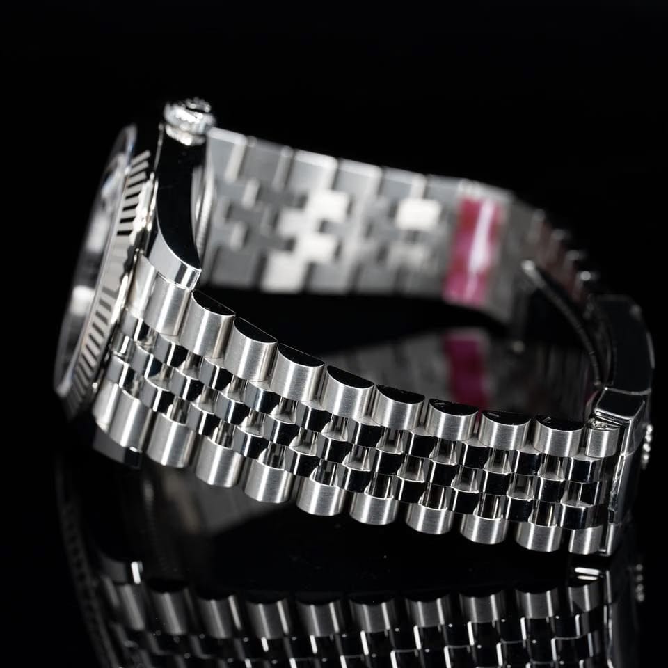 Rolex | Datejust | 126334 | Silver | 41 mm | Steel | Black | Automatic