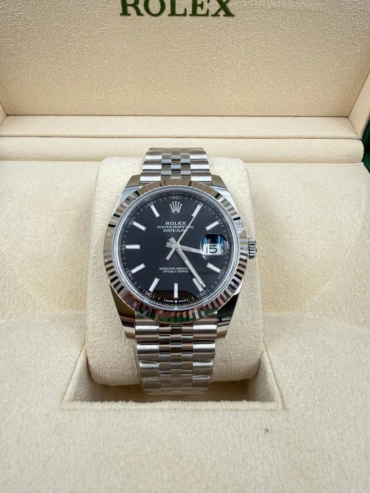 Rolex | Datejust | 126334 | White gold and steel | 41 mm | Steel | Black | Automatic