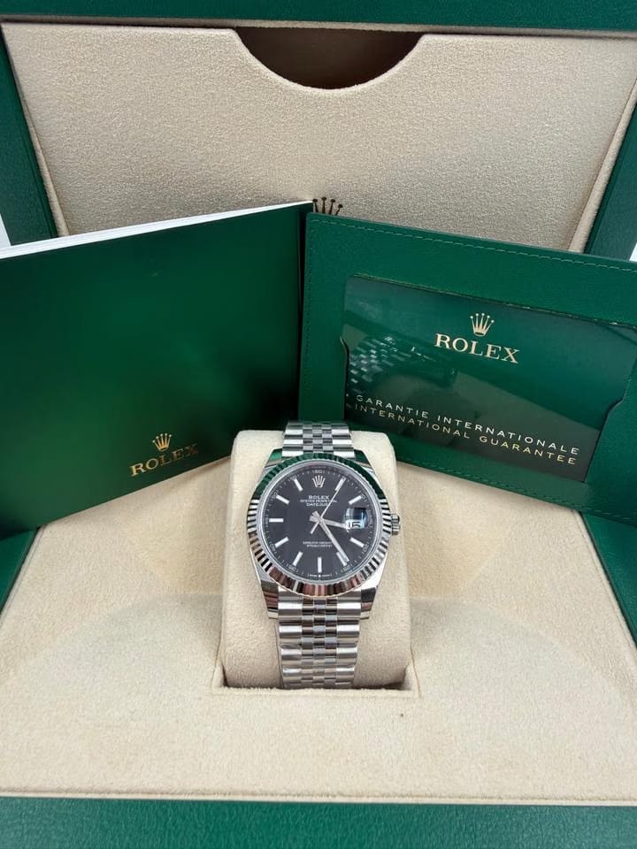 Rolex | Datejust | 126334 | White gold and steel | 41 mm | Steel | Black | Automatic