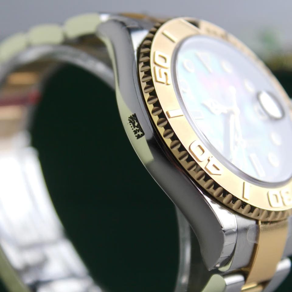 Rolex | Yacht-Master | 16623 | Gold/Steel | 40 mm | Gold/Steel | Mother of pearl | Automatic