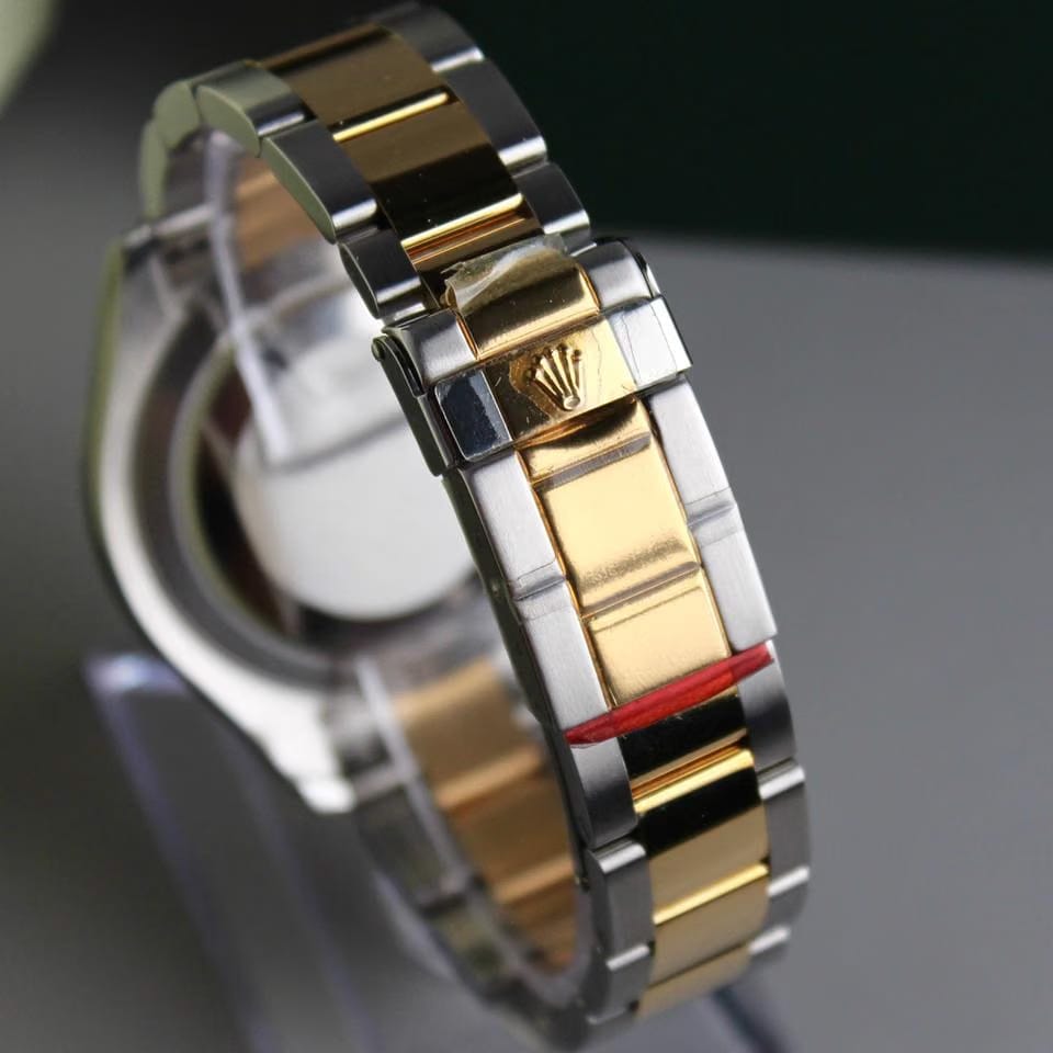 Rolex | Yacht-Master | 16623 | Gold/Steel | 40 mm | Gold/Steel | Mother of pearl | Automatic