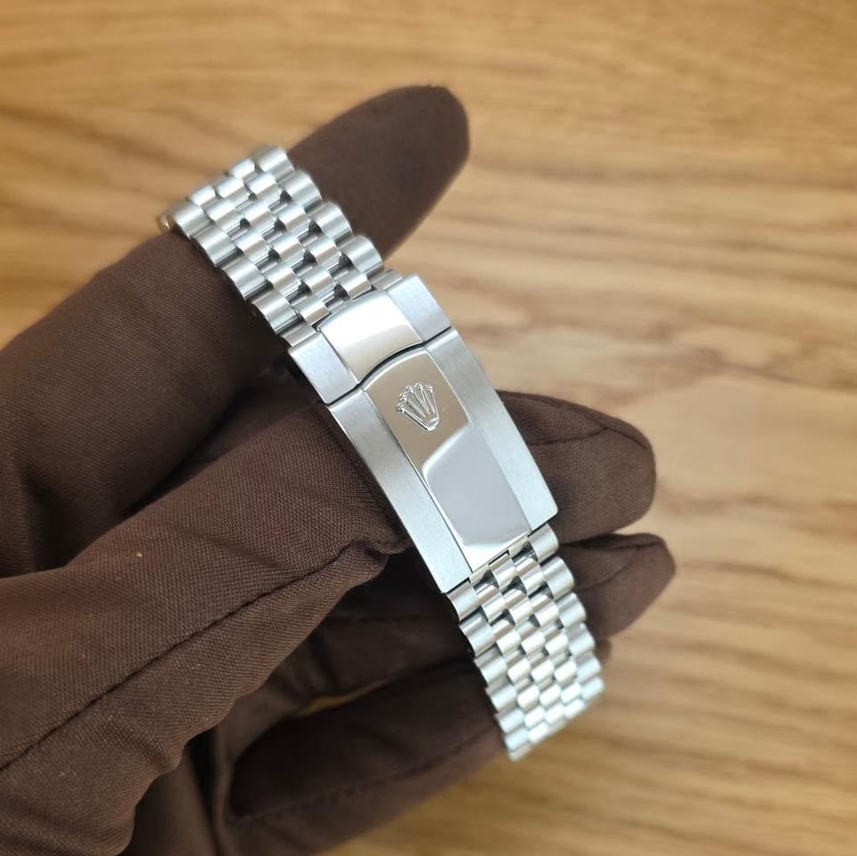 Rolex | Datejust | 126334 | White gold and steel | 41 mm | Steel | Blue | Automatic