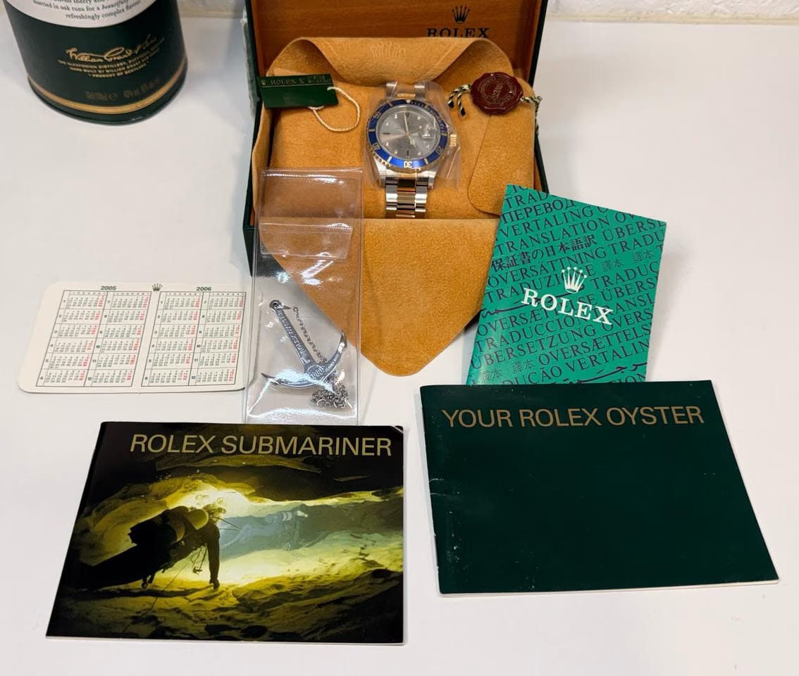 Rolex | Submariner | 16613 Serti sultan | Gold/Steel | 40 mm | Gold/Steel | Silver | Automatic