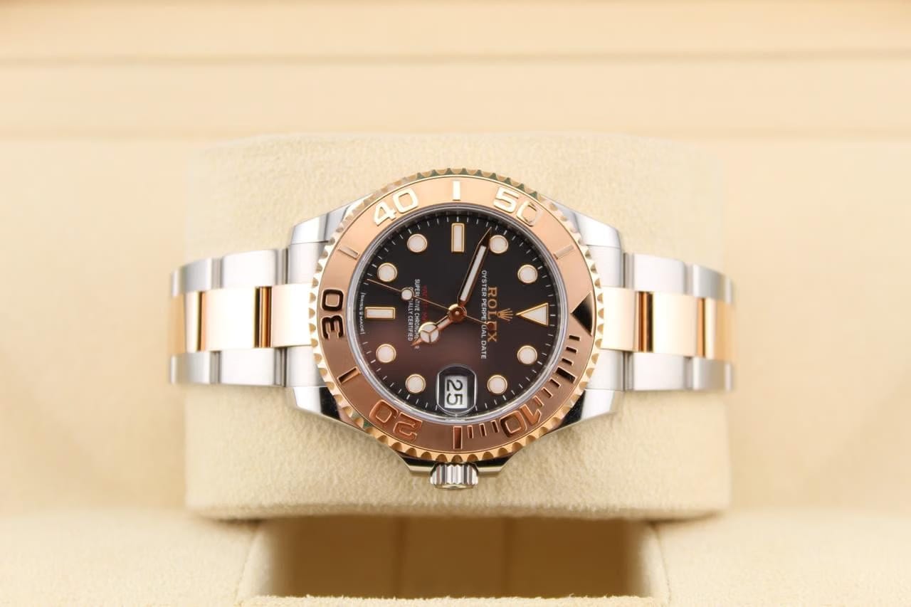 Rolex | Yacht-Master | 268621 | Rose gold | 37 mm | Rose gold | Black | Automatic