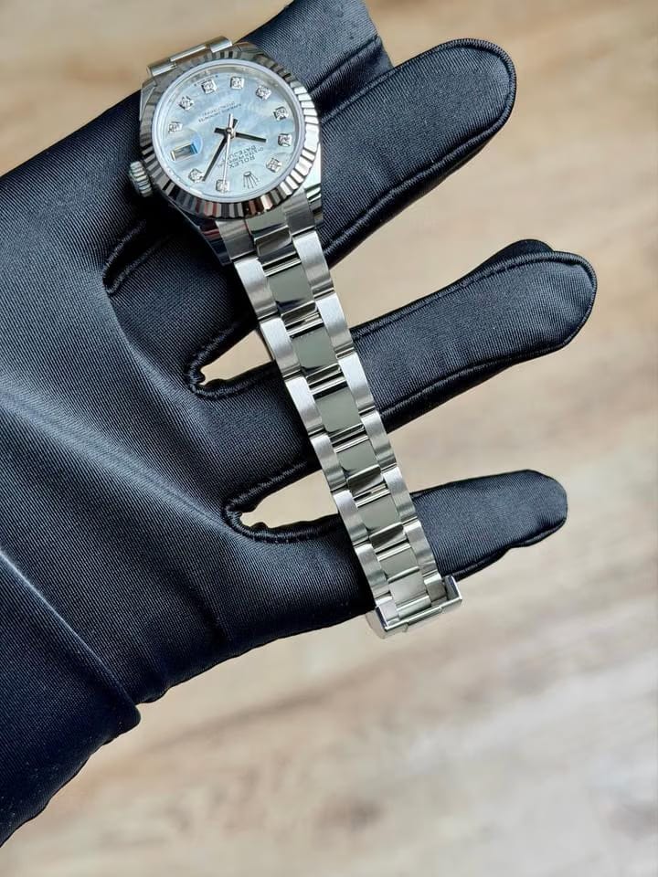 Rolex | Datejust | 279174 | Gold/Steel | 28 mm | Steel | Mother of pearl | Automatic
