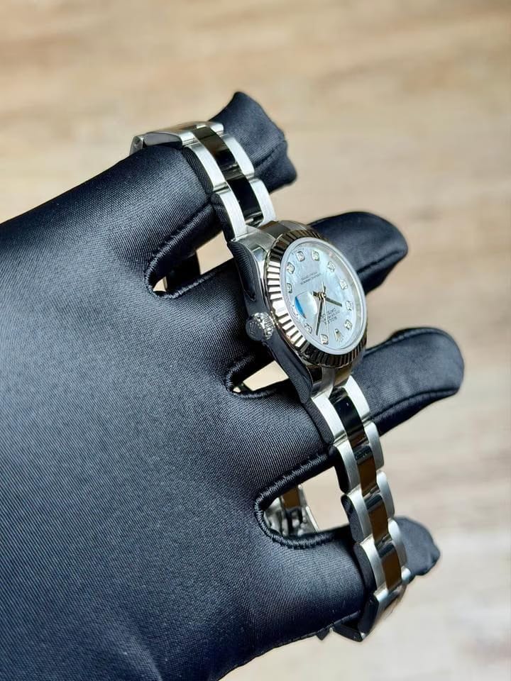 Rolex | Datejust | 279174 | Gold/Steel | 28 mm | Steel | Mother of pearl | Automatic