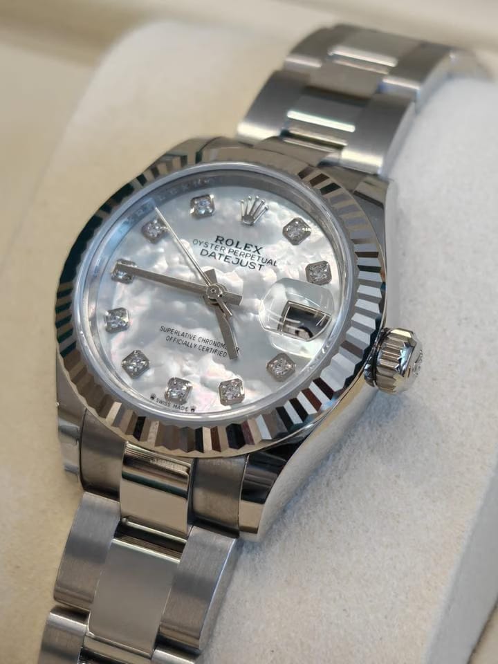 Rolex | Datejust | 279174NG WHITE OYS | Gold/Steel | 28 mm | Steel | Silver | Automatic