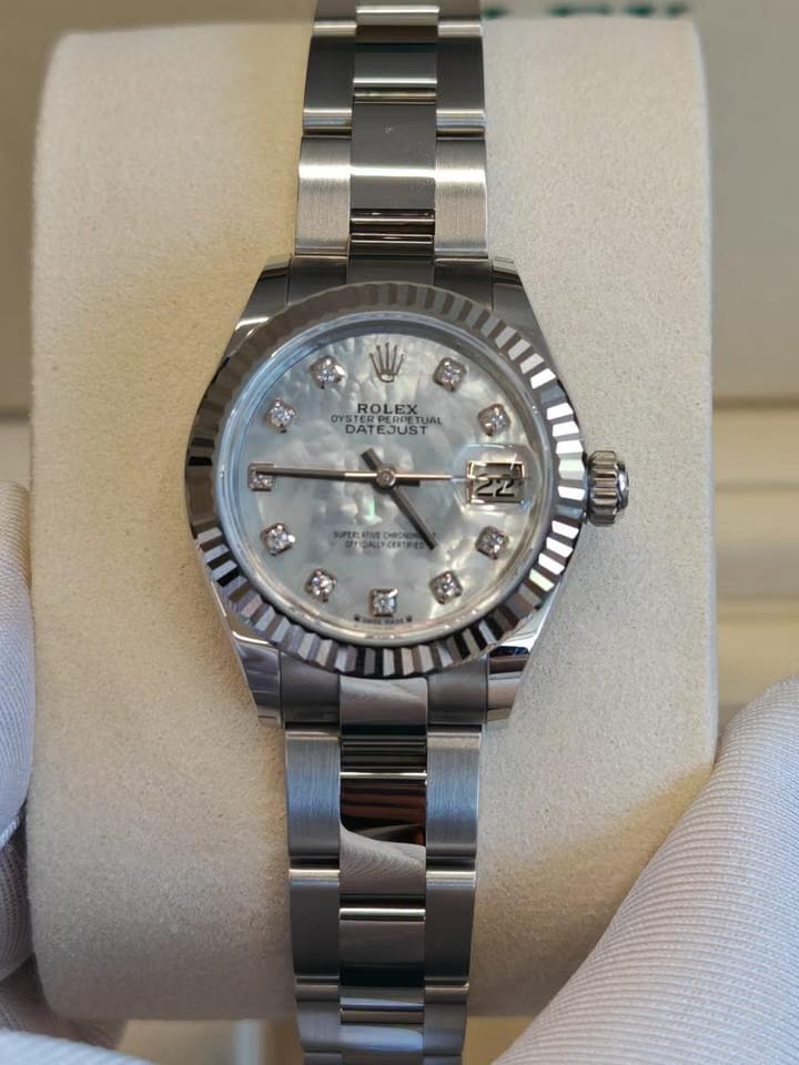 Rolex | Datejust | 279174NG WHITE OYS | Gold/Steel | 28 mm | Steel | Silver | Automatic