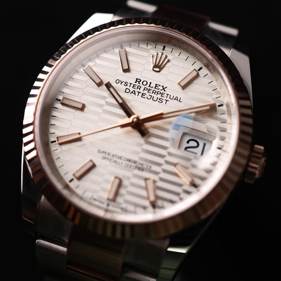 Rolex | Datejust | 126231 | Gold/Steel | 36 mm | Gold/Steel | Silver | Automatic