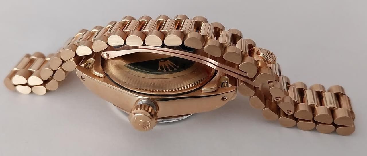 Rolex | Datejust | 6916 | Yellow gold | 26 mm | Yellow gold | Champagne | Automatic